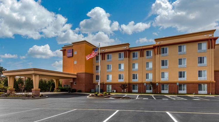 Comfort Suites Seaford Exterior