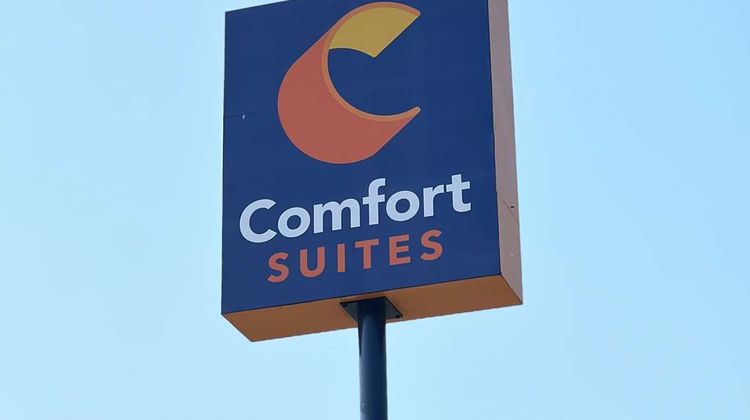 Comfort Suites Seaford Exterior
