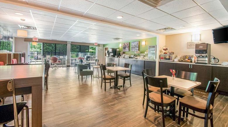 <b>Sleep Inn and Suites Dover University Area Restaurant</b>. Images powered by <a href="https://iceportal.shijigroup.com/" title="IcePortal" target="_blank">IcePortal</a>.