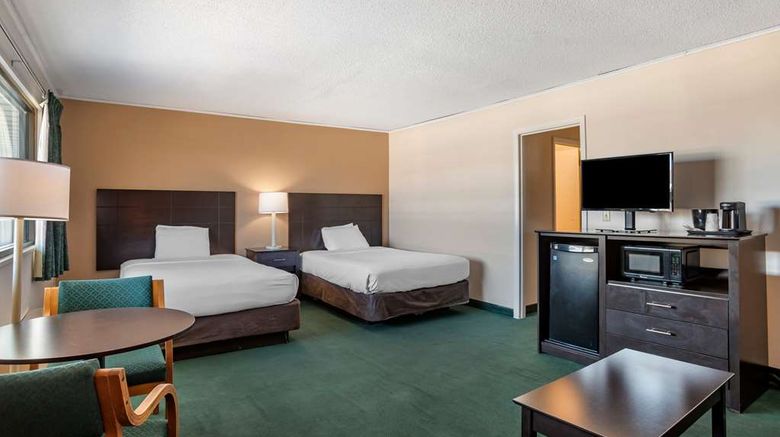 <b>Rodeway Inn and Suites Rehoboth Beach Room</b>. Images powered by <a href="https://iceportal.shijigroup.com/" title="IcePortal" target="_blank">IcePortal</a>.