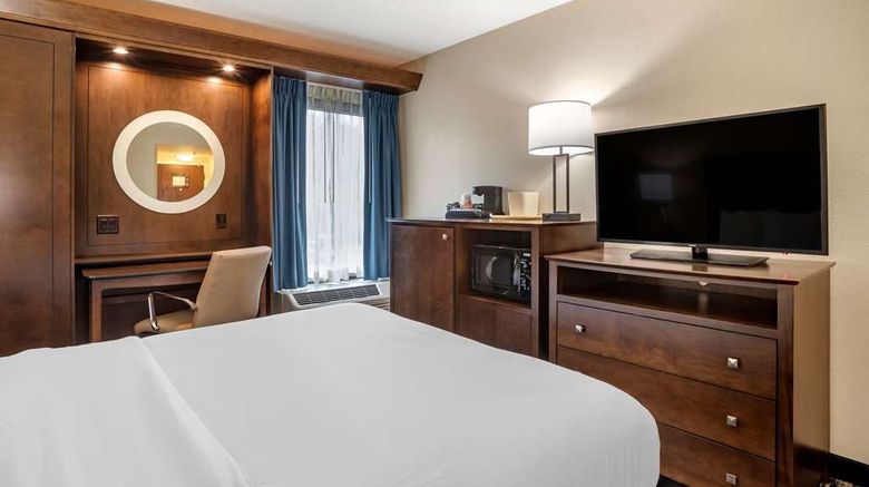 <b>Comfort Inn & Suites Newark Room</b>. Images powered by <a href="https://iceportal.shijigroup.com/" title="IcePortal" target="_blank">IcePortal</a>.
