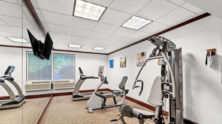 Comfort Inn & Suites Newark Health