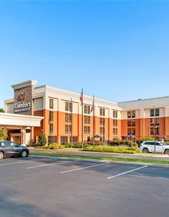 Comfort Inn & Suites Newark