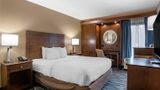 Comfort Inn & Suites Newark Room