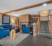 Comfort Inn and Suites Dover Lobby