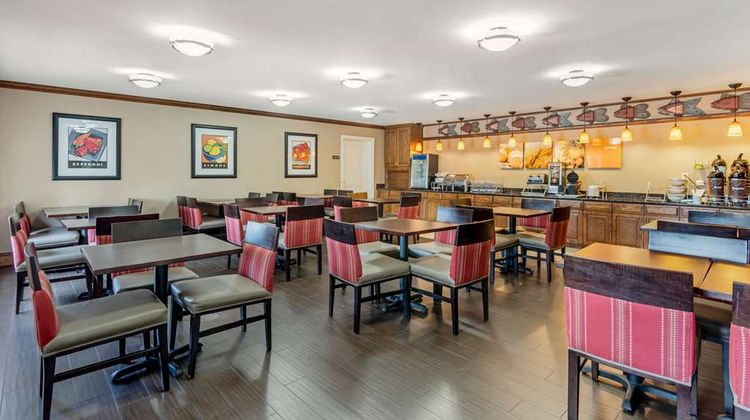 Comfort Inn and Suites Dover Restaurant