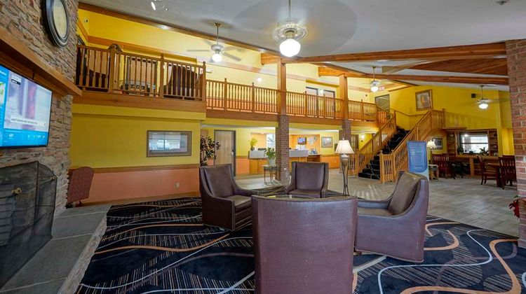 Quality Inn & Suites Harrington Lobby