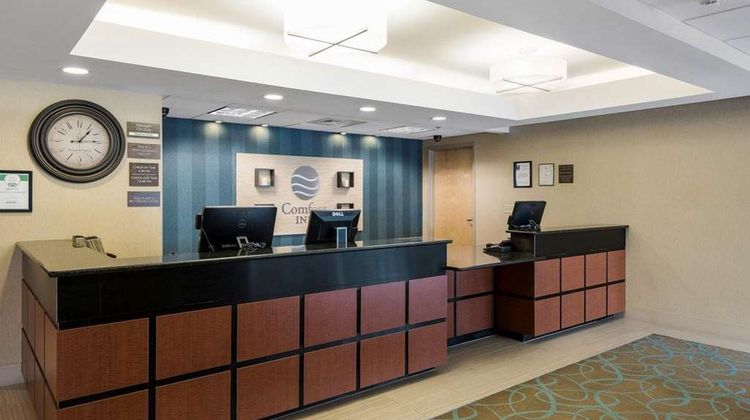 Comfort Inn Lobby