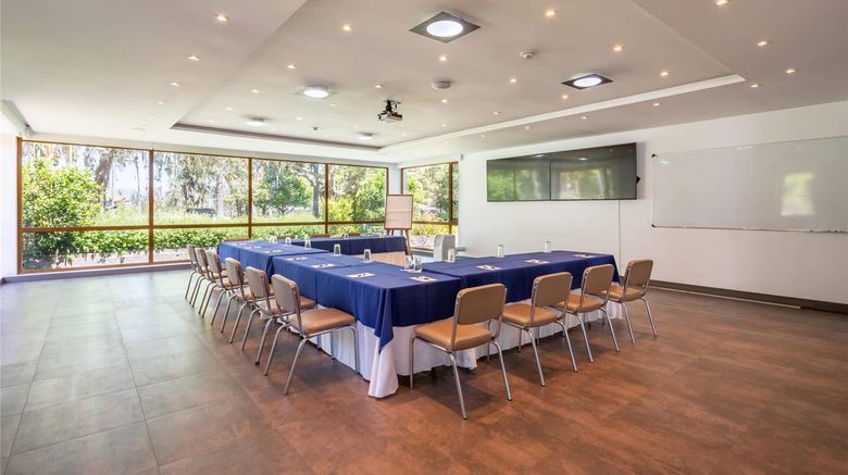 <b>San Jose de Puembo Quito Arpt, An Ascend Meeting</b>. Images powered by <a href="https://iceportal.shijigroup.com/" title="IcePortal" target="_blank">IcePortal</a>.