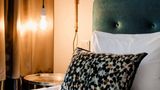 <b>F6, an Ascend Hotel Collection Member Room</b>. Images powered by <a href="https://iceportal.shijigroup.com/" title="IcePortal" target="_blank">IcePortal</a>.