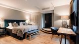 <b>F6, an Ascend Hotel Collection Member Room</b>. Images powered by <a href="https://iceportal.shijigroup.com/" title="IcePortal" target="_blank">IcePortal</a>.