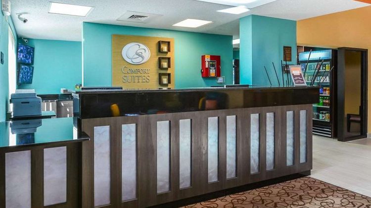 Comfort Suites Lobby