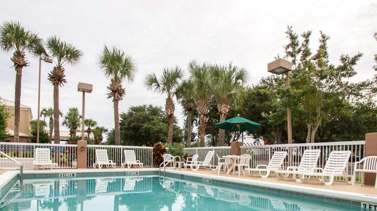 Sleep Inn Pool