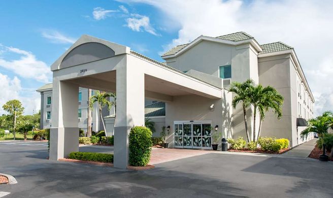 Sleep Inn Clearwater Exterior