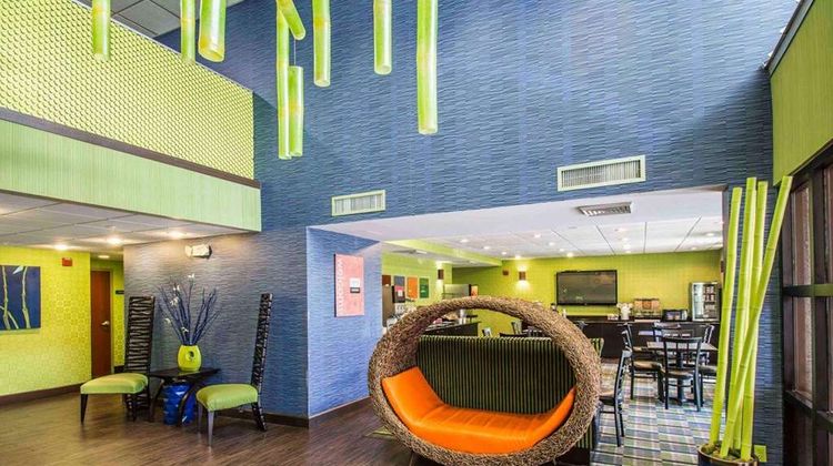 Comfort Inn & Suites-W. Palm Beach South Lobby