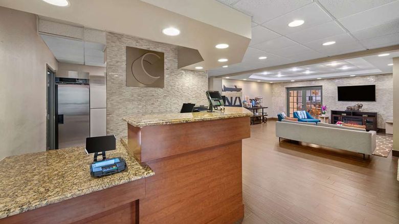 <b>Comfort Inn Lobby</b>. Images powered by <a href="https://iceportal.shijigroup.com/" title="IcePortal" target="_blank">IcePortal</a>.