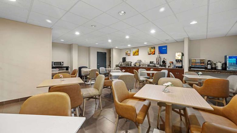 <b>Comfort Inn Restaurant</b>. Images powered by <a href="https://iceportal.shijigroup.com/" title="IcePortal" target="_blank">IcePortal</a>.