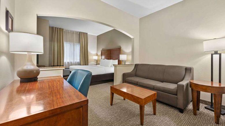 <b>Comfort Inn Suite</b>. Images powered by <a href="https://iceportal.shijigroup.com/" title="IcePortal" target="_blank">IcePortal</a>.