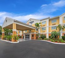 Comfort Inn Exterior