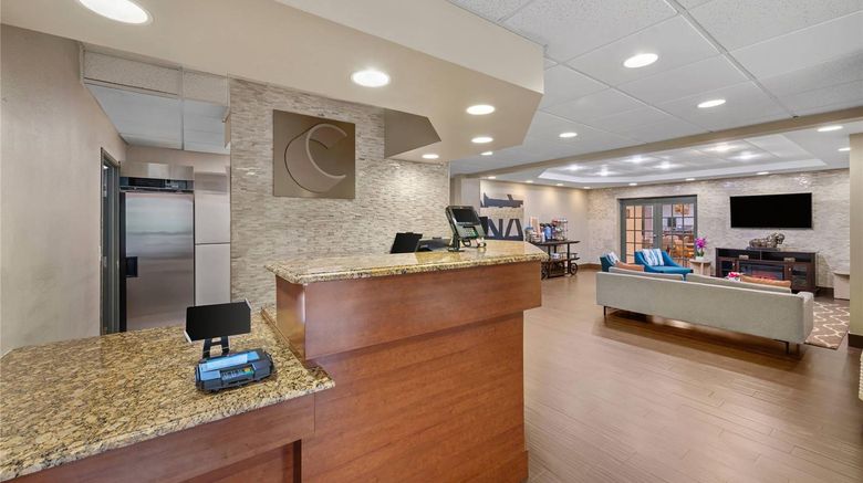 <b>Comfort Inn Lobby</b>. Images powered by <a href="https://iceportal.shijigroup.com/" title="IcePortal" target="_blank">IcePortal</a>.