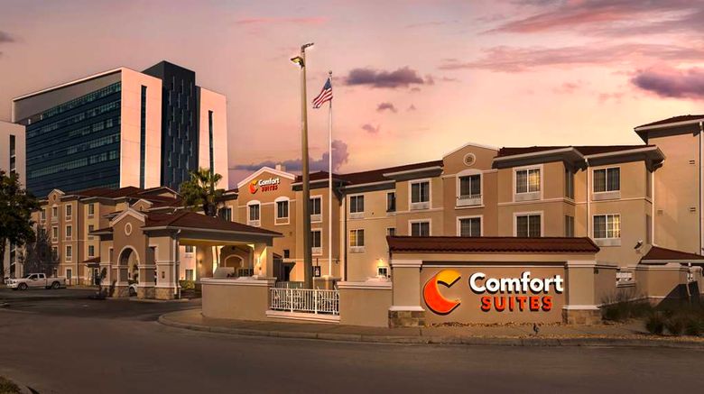 <b>Comfort Suites Downtown Orlando Exterior</b>. Images powered by <a href="https://iceportal.shijigroup.com/" title="IcePortal" target="_blank">IcePortal</a>.