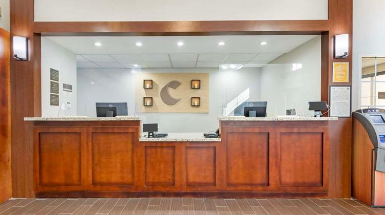 Comfort Suites Downtown Orlando Lobby