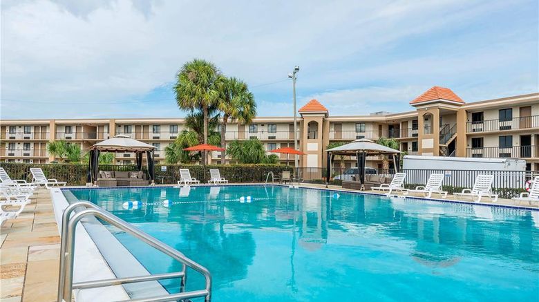 <b>Quality Inn Kissimmee by The Lake Pool</b>. Images powered by <a href="https://iceportal.shijigroup.com/" title="IcePortal" target="_blank">IcePortal</a>.