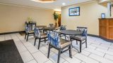 <b>Comfort Inn West Restaurant</b>. Images powered by <a href="https://iceportal.shijigroup.com/" title="IcePortal" target="_blank">IcePortal</a>.