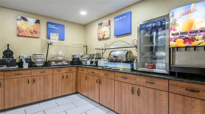 <b>Comfort Inn Gainesville - University Area Restaurant</b>. Images powered by <a href="https://iceportal.shijigroup.com/" title="IcePortal" target="_blank">IcePortal</a>.