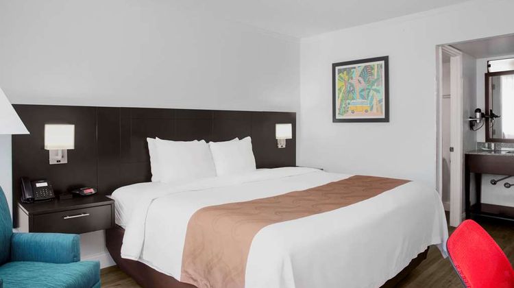 Quality Inn Miami South Room