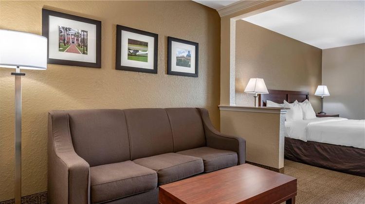 Comfort Inn DeLand - near University Suite