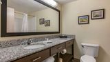 Comfort Suites Maingate East Room
