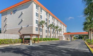 Comfort Inn North