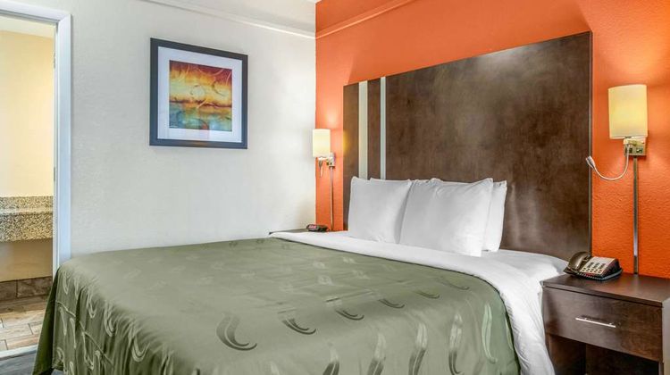 Quality Inn & Stes Room