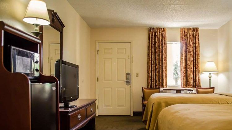 Quality Inn Room