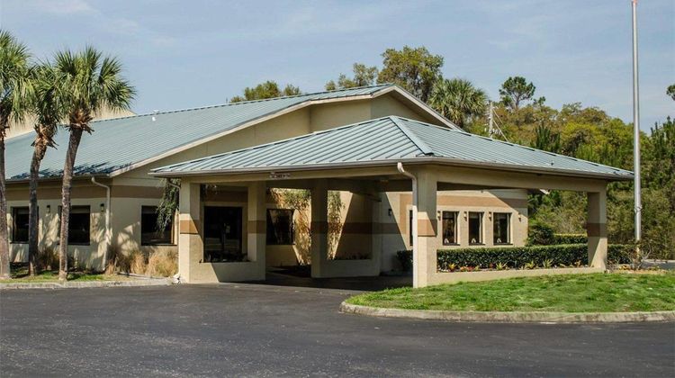 Quality Inn Exterior