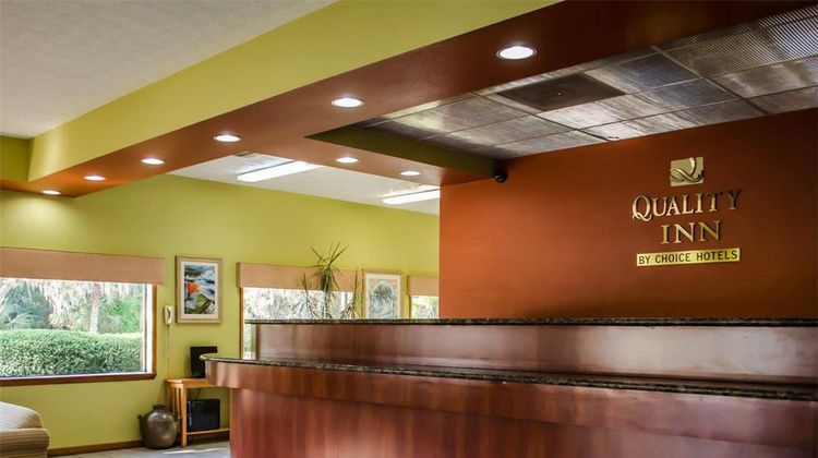 Quality Inn Lobby