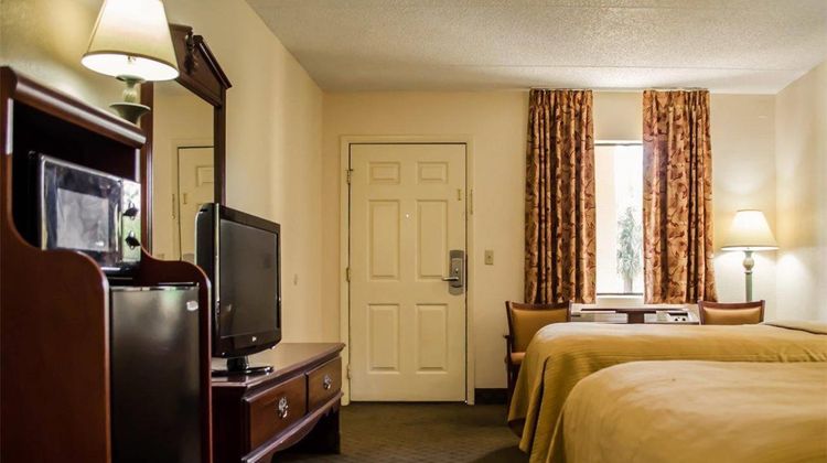 Quality Inn Room