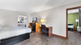 <b>Quality Inn Room</b>. Images powered by <a href="https://iceportal.shijigroup.com/" title="IcePortal" target="_blank">IcePortal</a>.