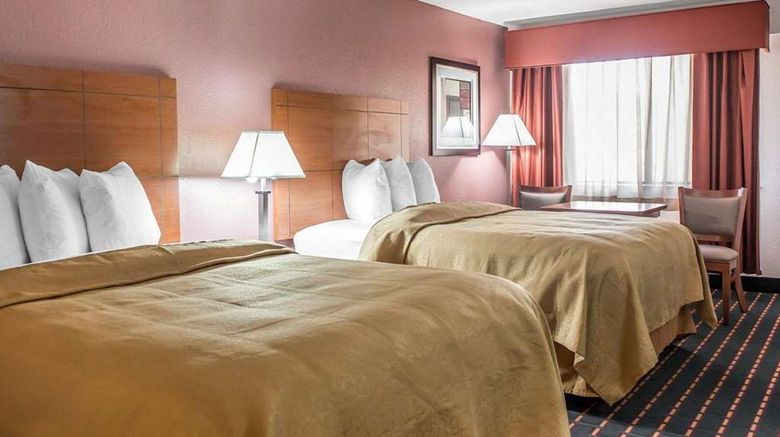 <b>Quality Inn Marianna South Room</b>. Images powered by <a href="https://iceportal.shijigroup.com/" title="IcePortal" target="_blank">IcePortal</a>.