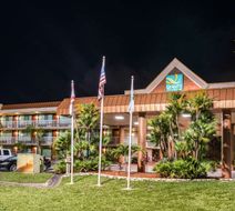 Quality Inn & Suites Exterior