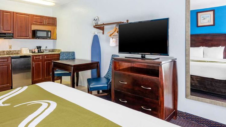 Quality Inn Sarasota North Near Lido Key Suite