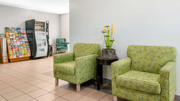 Quality Inn Sarasota North Near Lido Key Lobby