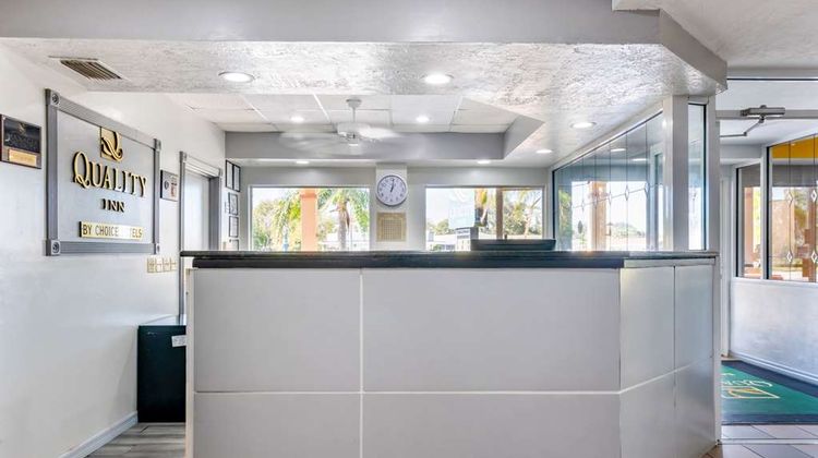 Quality Inn Sarasota North Near Lido Key Lobby