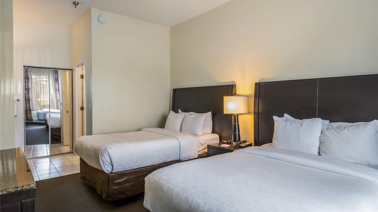 <b>Clarion Inn & Suites Clearwater Suite</b>. Images powered by <a href="https://iceportal.shijigroup.com/" title="IcePortal" target="_blank">IcePortal</a>.