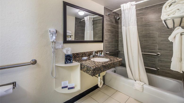 <b>Clarion Inn & Suites Clearwater Room</b>. Images powered by <a href="https://iceportal.shijigroup.com/" title="IcePortal" target="_blank">IcePortal</a>.