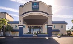 Clarion Inn & Suites Clearwater