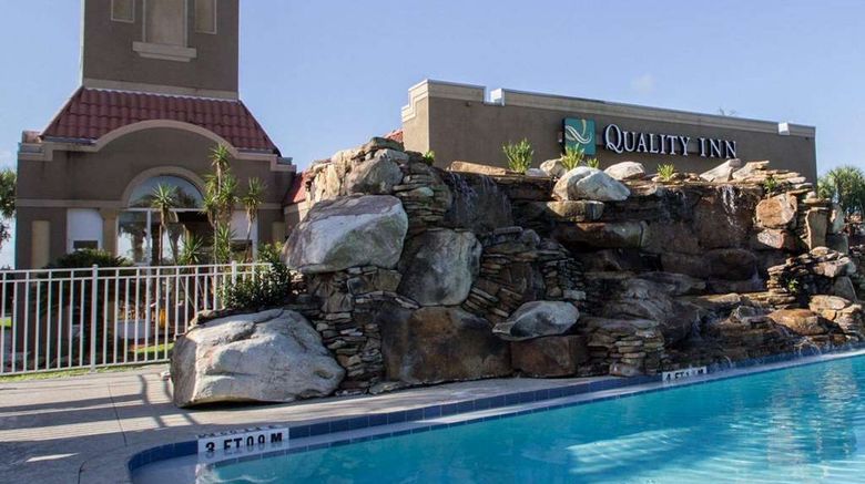 <b>Quality Inn Kennedy Space Center Pool</b>. Images powered by <a href="https://iceportal.shijigroup.com/" title="IcePortal" target="_blank">IcePortal</a>.