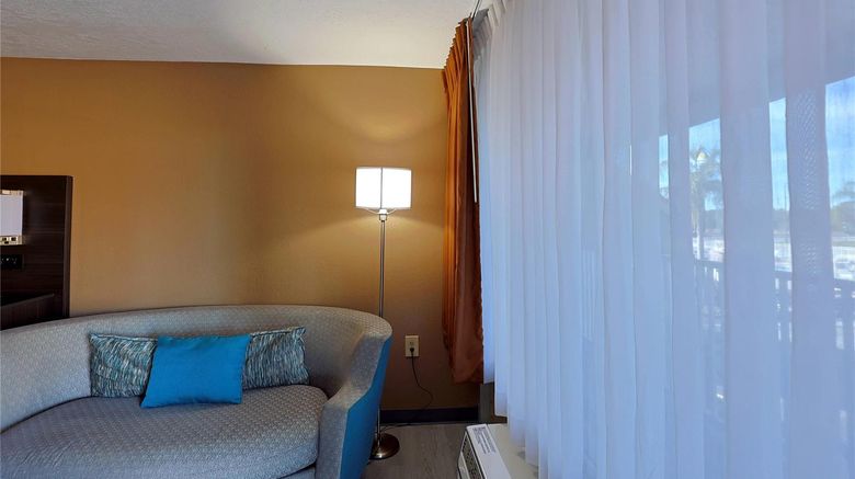 <b>Quality Inn Kennedy Space Center Room</b>. Images powered by <a href="https://iceportal.shijigroup.com/" title="IcePortal" target="_blank">IcePortal</a>.