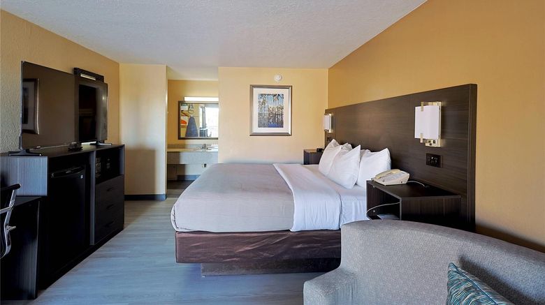 <b>Quality Inn Kennedy Space Center Room</b>. Images powered by <a href="https://iceportal.shijigroup.com/" title="IcePortal" target="_blank">IcePortal</a>.